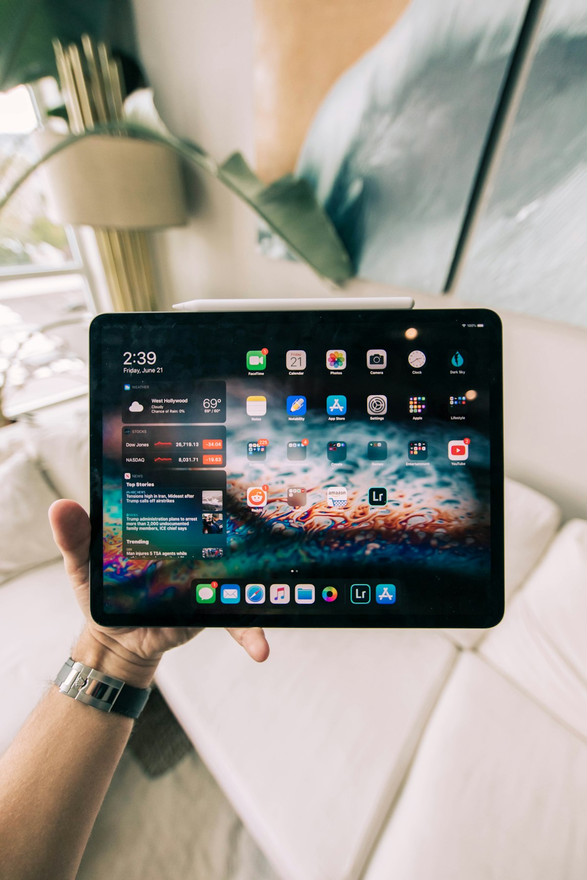 Apple iPad Pro M4 Tandem OLED Silicon Architecture