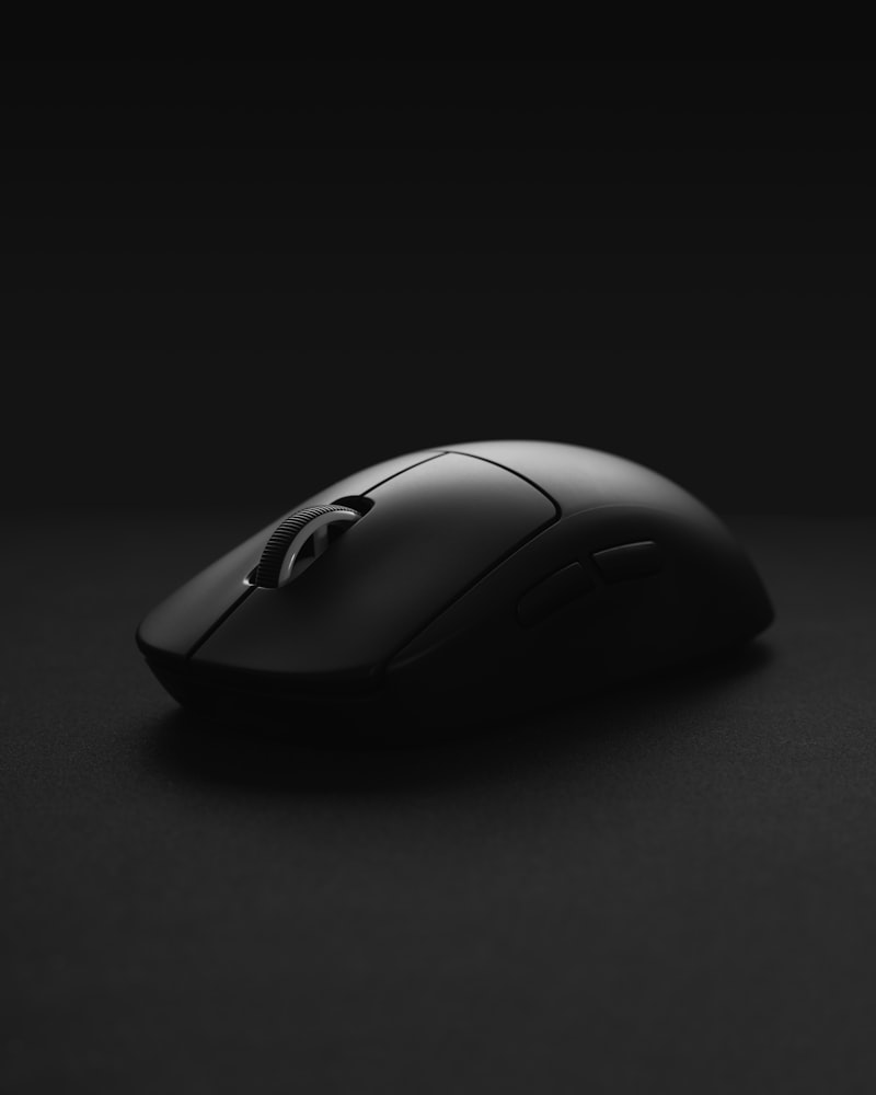 Logitech G PRO X SUPERLIGHT 2 DEX Wireless Gaming Mouse (HERO 2, 8000Hz, 60g)