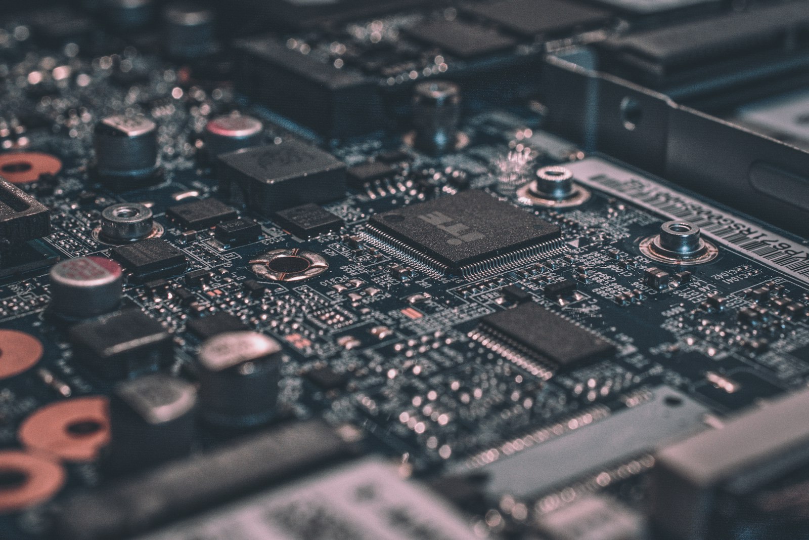 MediaTek Dimensity 9600 Pro Flagship 2nm Silicon Architecture