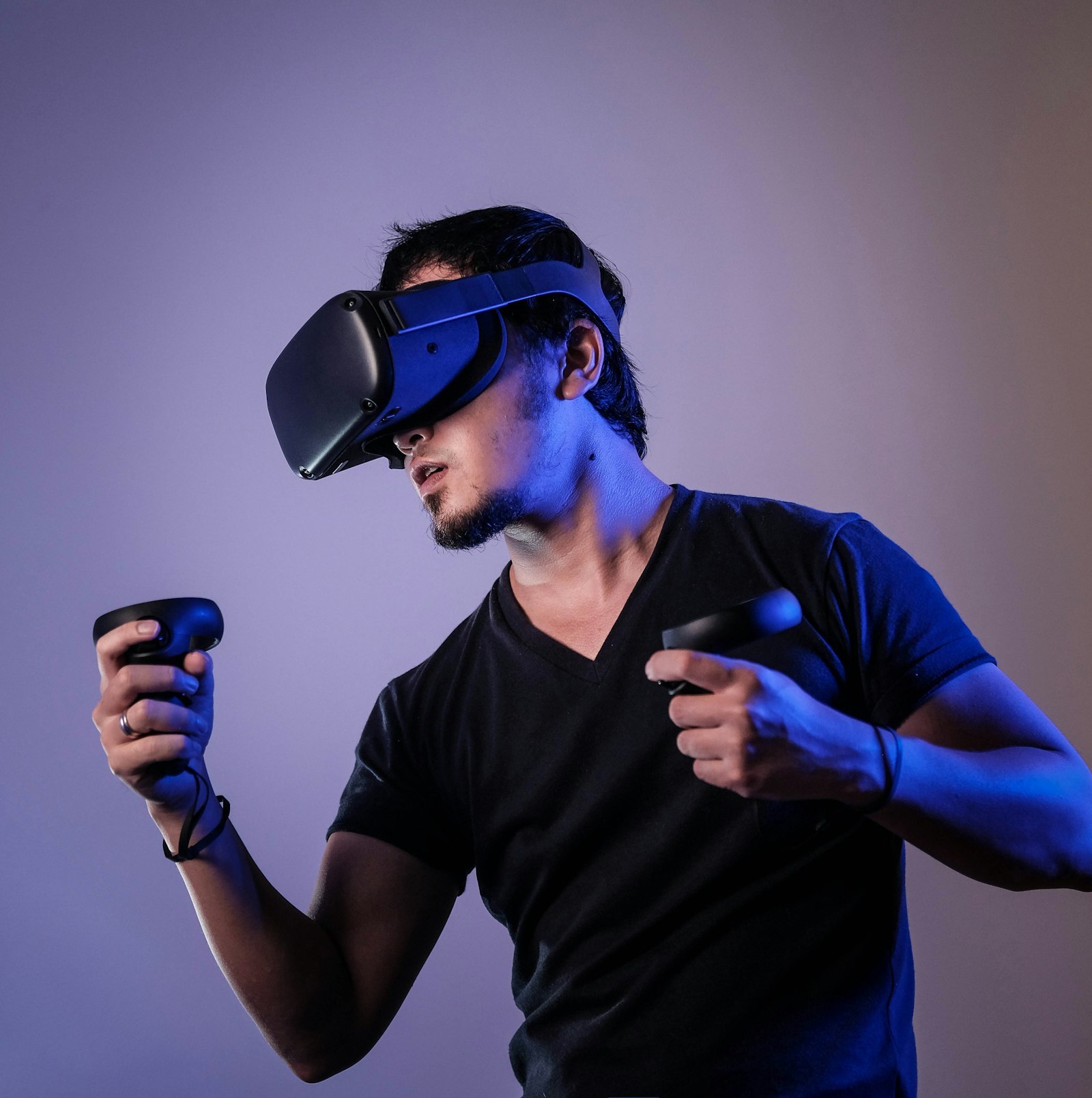 Meta Quest 3 vs. Meta Quest 3S vs. Apple Vision Pro vs. PlayStation VR2: The Definitive Flagship Mixed Reality & Spatial Computing Architecture, Pancake vs. Fresnel vs. Micro-OLED Optics, Snapdragon XR2 Gen 2 vs. Apple M2/R1 Silicon, Passthrough Latency, Eye & Hand Tracking, and Spatial Gaming Showdown (2026)