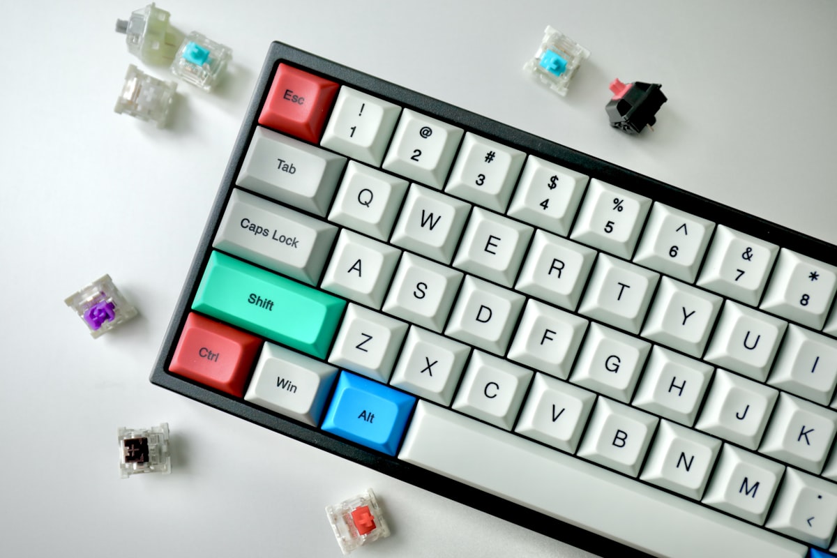 Razer Huntsman V3 Pro Analog Optical Snap Tap Esports