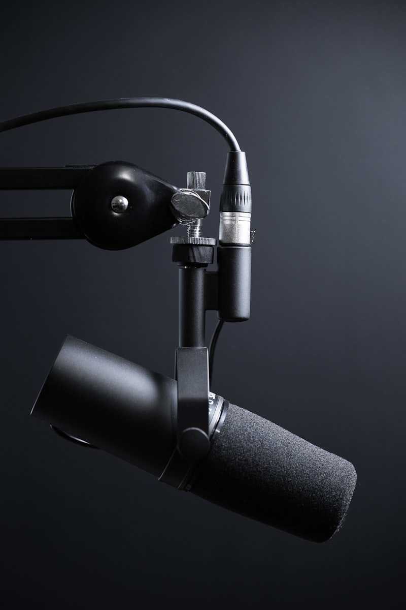 RØDE PodMic USB Dynamic Broadcast Microphone with XLR and USB-C